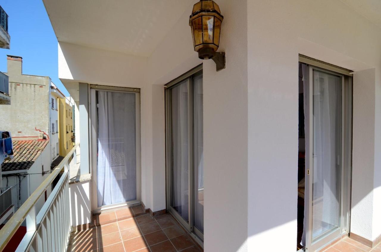 Puig Sureda - Apartamentos L' Escala Værelse billede
